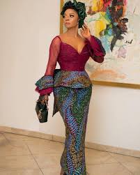 Android için style bazin femme1.2.3.0 indir.galeri resimlerini görerek size birçok fikir veren uygulama. Glamorous Ankara Styles For The Year 2019 Eazy Vibe African Fashion Designers African Print Dresses Latest African Fashion Dresses