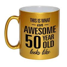 De beker is vervaardigd om de nieuwe opzet van het ek te vieren. Alle Bedrijven Online 50 Jaar Pagina 101