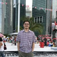 Desmond ho is on tastedive and likes guinness world records, the daily show, the real hustle, friends, last choir standing, beauty and the geek, whose line is it anyway?. 60 Desmond Ho Profiles Linkedin