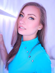 Becky Summer! 🧁 Comment "25" NOW !! 💥 SEE IT ALL 💥