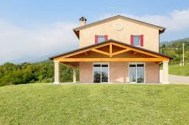 Un solo interlocutore vi permette di pensare alla vostra futura casa come uno spazio positivo, dall'inizio alla fine, perché il nostro capitolato è il più completo sul mercato. Costi Prezzi Reali Di Costruzione Consuntivi Chiavi In Mano Casa Ecologica Passiva In Provincia Di Treviso