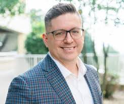 Cory Leonard's Instagram, Twitter & Facebook