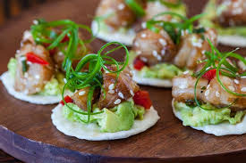 Wasabi Shrimp With Avocado On Rice Cracker Recipe Canapes Recipes Wasabi Recipes Appetizers
