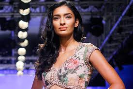 Check out dayana erappa's latest news, age, photos, family details, biography dayana erappa is an indian film actress, who has worked predominantly in tamil movie industry. Dayana Erappa Biography Movies News Age Photos More