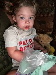 First bee sting for Ellie Lynn, but she handled it like a champ! 🥺