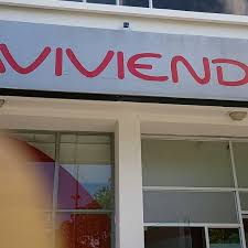 Con el app davivienda móvil realice la consulta de sus productos, transferencia entre cuentas davivienda, daviplata y hacia otros bancos, además de todos los pagos de productos del banco y servicios públicos de forma fácil y segura. Banco Davivienda Sede 1 Bank