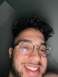 IT FEELS AMAZING TO WALK INTO A STORE AND BUY WHATEVER I WANT WITHOUT  LOOKING AT THE PRICE TAG. THANK YOU DOLLAR TREE.