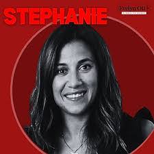 Evelyn Ott's Instagram, Twitter & Facebook