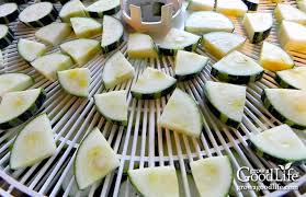 How long does it takes to dehydrate zucchini? Dehydrating Zucchini For Food Storage