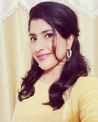 These days yellow is my favourite colour. I don't know why my choice of  colour changes time to time. Pink is my all time favourite. Then I started  to wear red for