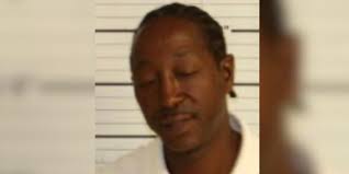 Suspect accused of stabbing man in Midtown