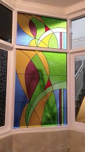 Bagi pencinta seni kaca hias tentunya tidak asing lagi dengan namanya kaca patri , untuk harga kaca patri tergantung pada desain dan jenis material kacanya, untuk desain minimalis harga jauh lebih murah, hitungan kaca patri dalam satuan per meter persegi. Produsen Kaca Grafir Surabaya Wa 0822 4445 9783 Abiglasssolutions