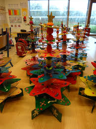 Et aux adultes qui ont la chance d'en avoir. Bricolage Noel Des Sapins Etoiles Titline A L Ecole