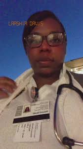 Felicidades a las Enfermeras Registradas por sus Logros