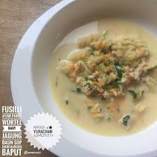 Hal ini karena ada anjuran memberikan si kecil udang, kerang, ataupun lobster hanya ketika usianya sudah mencapai 12 bulan. Fusilli Kuah Keju Made By Mommy Momoca29 Mpasi 10 Bulan 12 November 2018 Pagi Siang Sore Bahan Food Fusilli Cheeseburger Chowder
