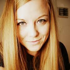 Andrea Putz's Instagram, Twitter & Facebook