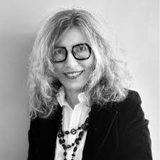 J'ai eu l'honneur d'écrire un chapitre pour ce livre, porté par Ange…