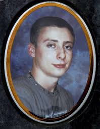 Szurkowski, 31, was earning extra money by wallpapering the cantor fitzgerald. Polskie Ofiary Wtc