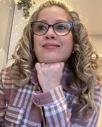 Find Sexual Abuse Therapists and Psychologists in Airdrie, AB