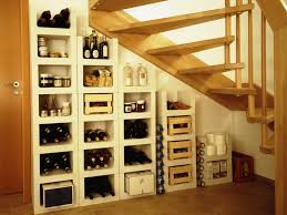 Wer selber mit anpacken will, sollte sich schon im vorfeld mit den eigenen belastungsgrenzen auseinandersetzen. Weinregal Aus Stein Zum Selber Bauen Kalksandsteinwerk Wemding Gmbh