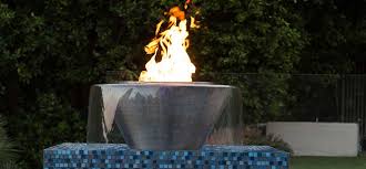 There are many types of water features which one can explore and each type has its own character and complexity of design. Guide To Pool Fire And Water Features