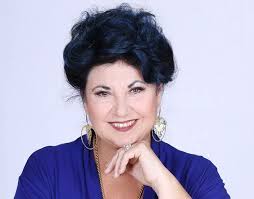 Born in naples, laurito debuted at a very young age entering the stage company of eduardo de filippo. Marisa Laurito Madrina Dell Inaugurazione Di Kitsch Show Al Gay Village