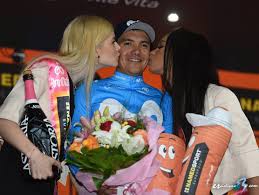 Estoy que exploto de felicidad: Giro De Italia Richard Carapaz Gana La Cuarta Etapa Primoz Roglic Sigue Lider