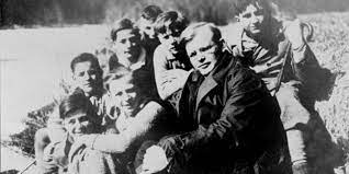 We did not find results for: Multimediales Gedenken An Dietrich Bonhoeffer Elkb