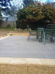 Www Pavingcanberra Com Paved Patio Area Paving Product 400 X 400 X 50mm Concrete Paver P Landscaping Retaining Walls Paving Design Backyard Entertaining Area