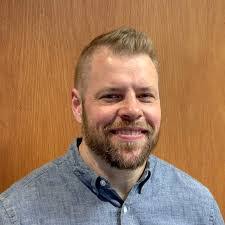 Deb Pierce's Instagram, Twitter & Facebook