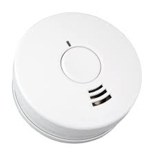 It also indicates a working battery is connected to the smoke alarm. I1040