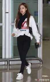 8 Best Female Idol Airport Fashion Outfits Of March 2018 Blackpink Fashion Fashion Fashion Outfits