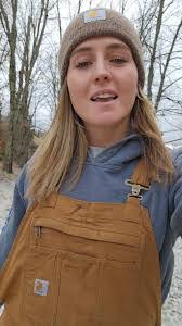 Kelsey Bash's Instagram, Twitter & Facebook