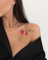 Tatuagem no ombro: 90 fotos de estilos femininos para se inspirar