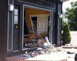 Get quotes for hair stylists in huntington, ny and book securely booking a huntington hair stylist through gigsalad offers you extra protection you can't get anywhere else. Car Crashes Into Hair Salon Huntington Ny Patch