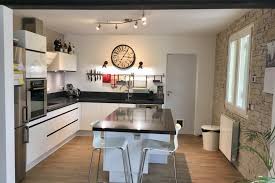 Cuisine Client Cuisine Blanche Moderne Avec Ilot Central De Socoo C Plan De Campagne Cuisine Cuisinee Cuisine Moderne Blanche Cuisine Moderne Cuisines Deco