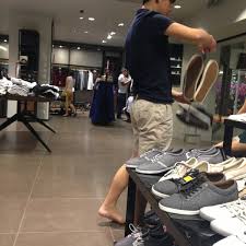 Shopsleuth's zara store locator found 49 store locations in malls and outlets in 14 states. Zara Bukit Bintang 26 Tips From 4989 Visitors