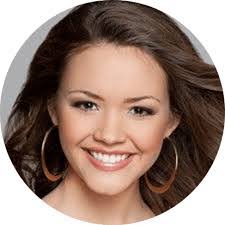 Danielle Milburn's Instagram, Twitter & Facebook