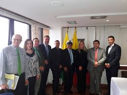 Opiniones que publico acá son mías, no del medio en que trabajo. Promotor De Turismo Belisario Marin Recibio Reconocimiento De La Alcaldia Eje21