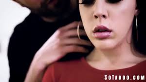 Abusive Relationship With Brunette - XNXX.COM