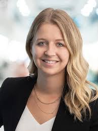 Jacklyn Davies's Instagram, Twitter & Facebook