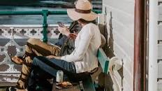 Resultado de imagen para "Verborrea: características y ejemplos de este síntoma del habla"