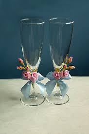 30 Beautiful Wedding Glasses Decor Ideas Wedding Forward Wedding Glasses Wedding Wine Glasses Decorated Wine Glasses