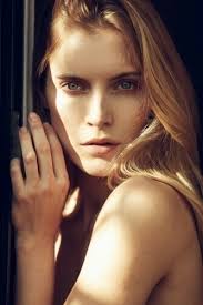 ⊛ ▷ Main female models