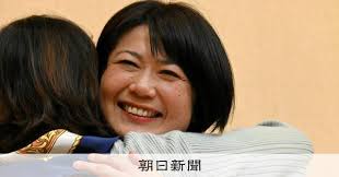 前橋市長選、前市長の小川晶氏が再選 ラブホ密会問題の批判 ...