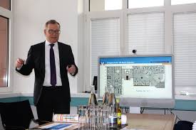 Dette er en internationalt standardiseret kode til. Vr Bank Sudpfalz Investiert In Rulzheim Rulzheim Bekommt Ein Mix Aus Arztehaus Und Bank Rulzheim