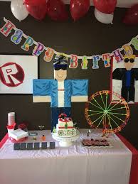 / ¿es seguro roblox para que jueguen los niños?. Fiesta De Roblox Para Ninos Decoracion