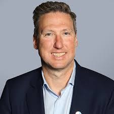 Alex Foti's Instagram, Twitter & Facebook