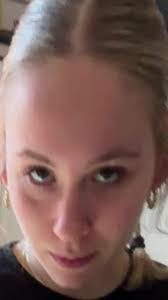 Emily Kennell's Instagram, Twitter & Facebook