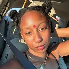 I found this girl online, her name is Ariana Jalia. Her mom is a  businesswoman. Apparently she does anything to make her daughter famous.  The "books she wrote" are children's stories (I